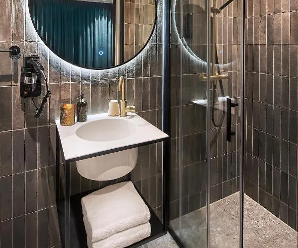 Boutique First Hotel